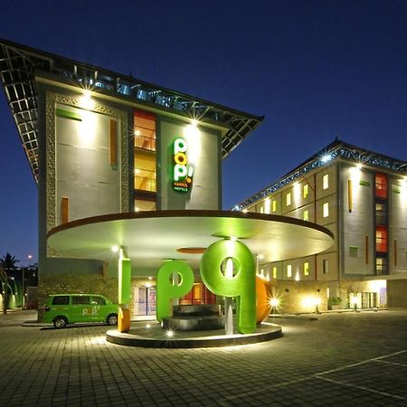 Pop! Hotel Kuta Beach Exterior photo