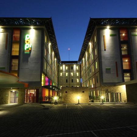 Pop! Hotel Kuta Beach Exterior photo